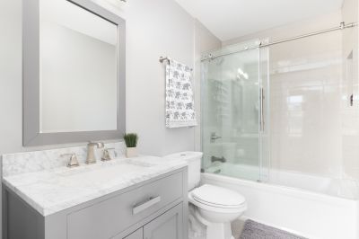 Top Bathtub Installation Companies in Greenville, OH